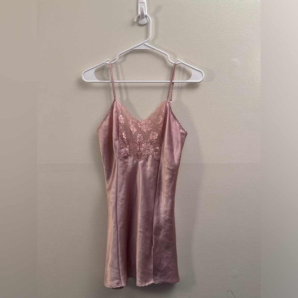 Victoria’s Secret Vintage Pink Night Slip Size XS